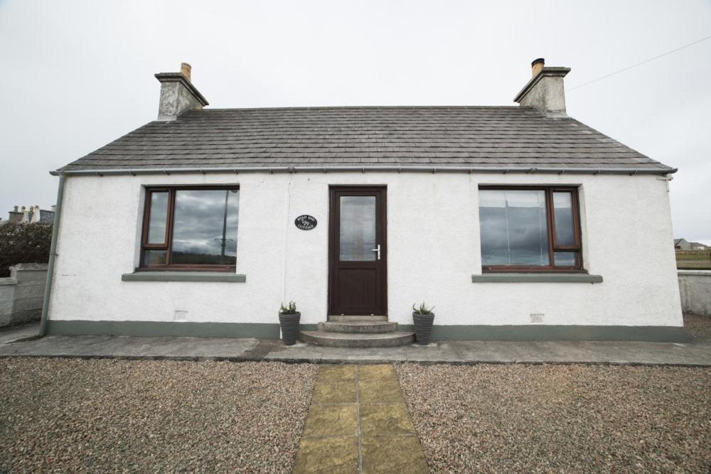 Road End Cottage Port of Ness Экстерьер фото